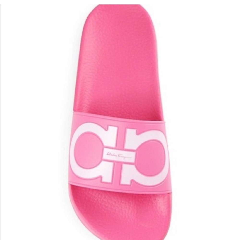 Salvatore Ferragamo Women’s Pink Slides Size 8